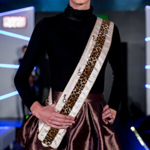 KeFigo Leo Sash